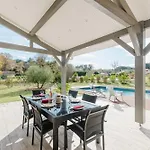 度假居 Beautiful Contemporary 160 M With Pool 莱昂