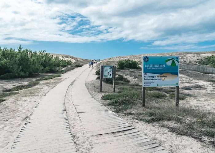 Дом отдыха Beautiful Contemporary 160 M With Pool Леон