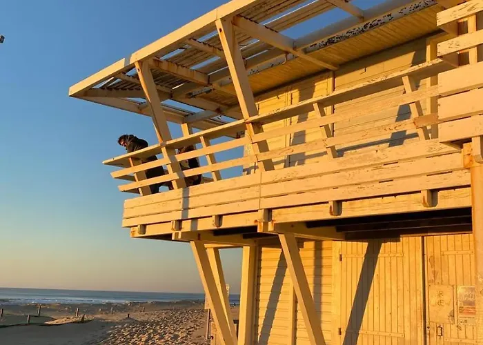 Дом отдыха Beautiful Contemporary 160 M With Pool Леон